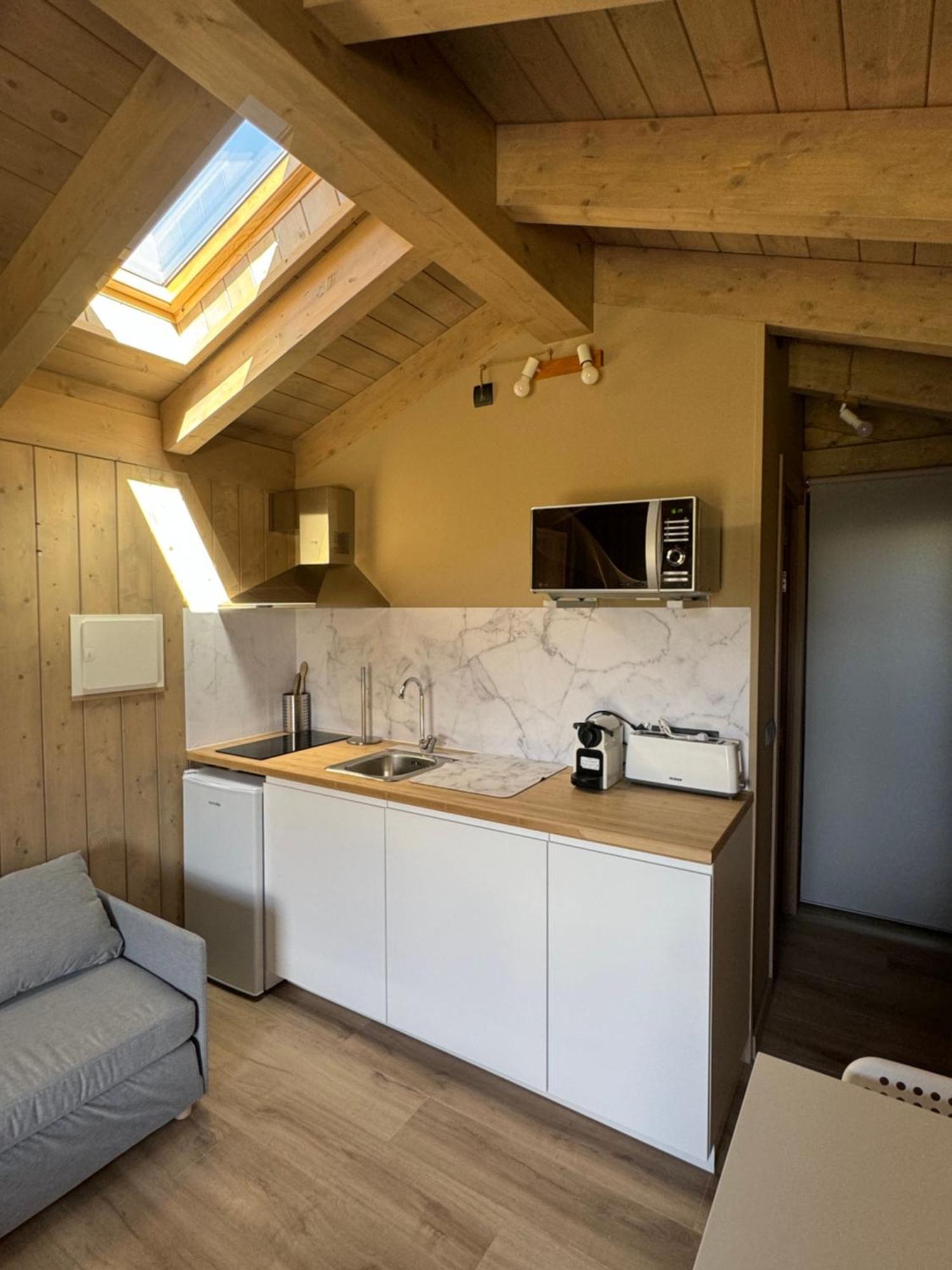 Wooden Lodge โอเซฌา ภายนอก รูปภาพ