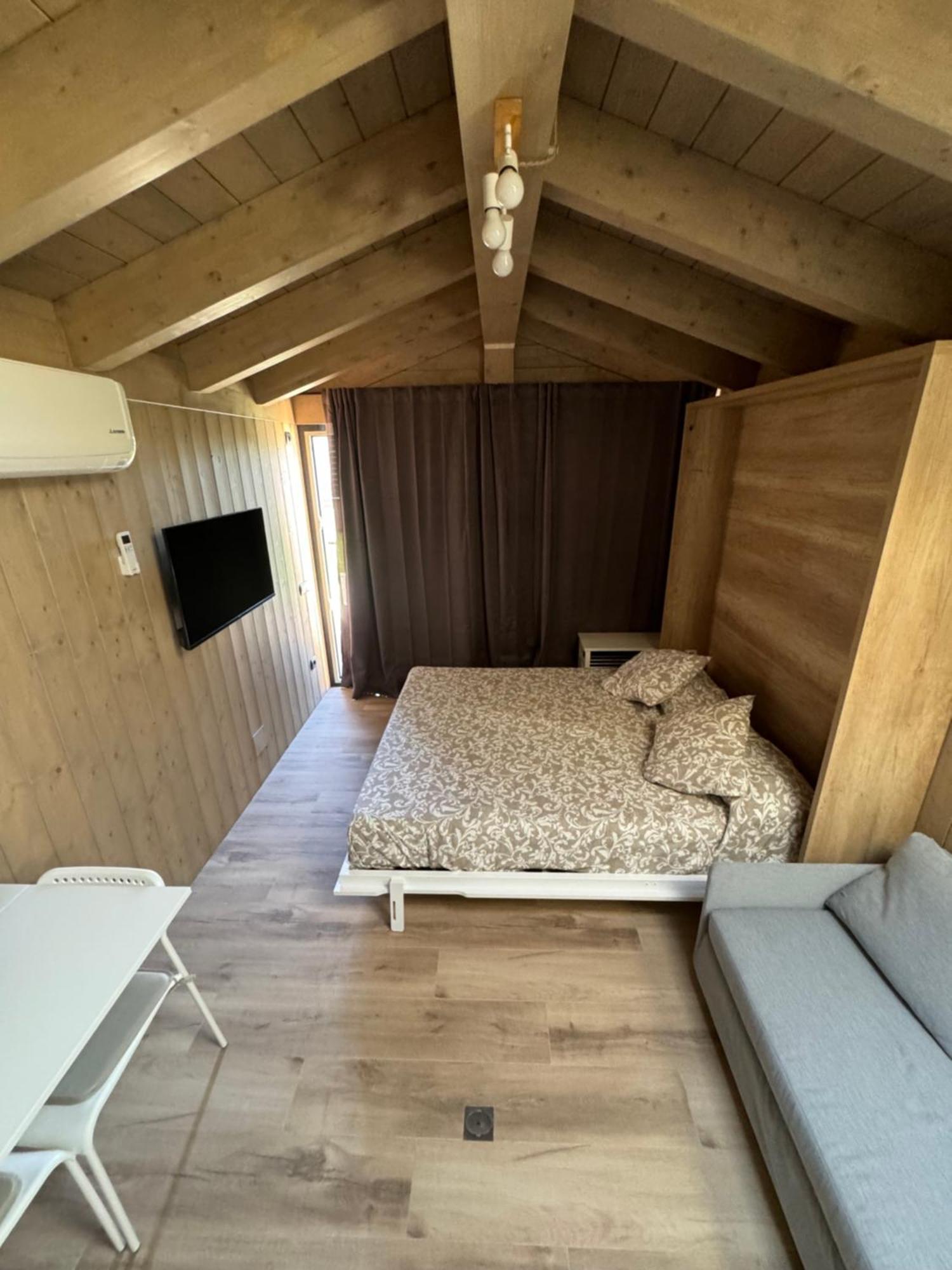 Wooden Lodge โอเซฌา ภายนอก รูปภาพ