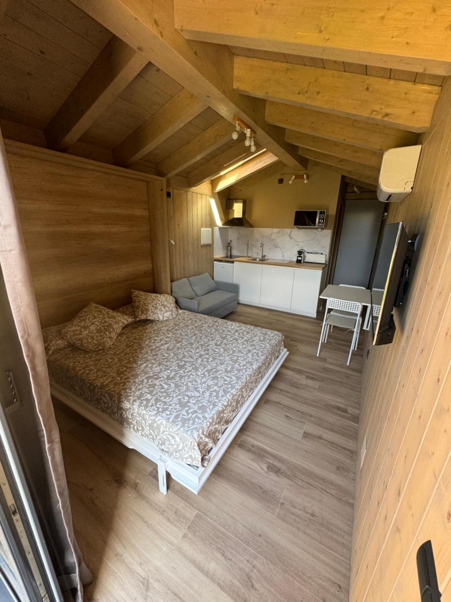 Wooden Lodge โอเซฌา ภายนอก รูปภาพ
